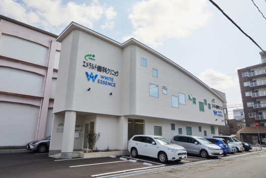 エメラルド歯科クリニック エメラルド歯科クリニック インプラントの画像