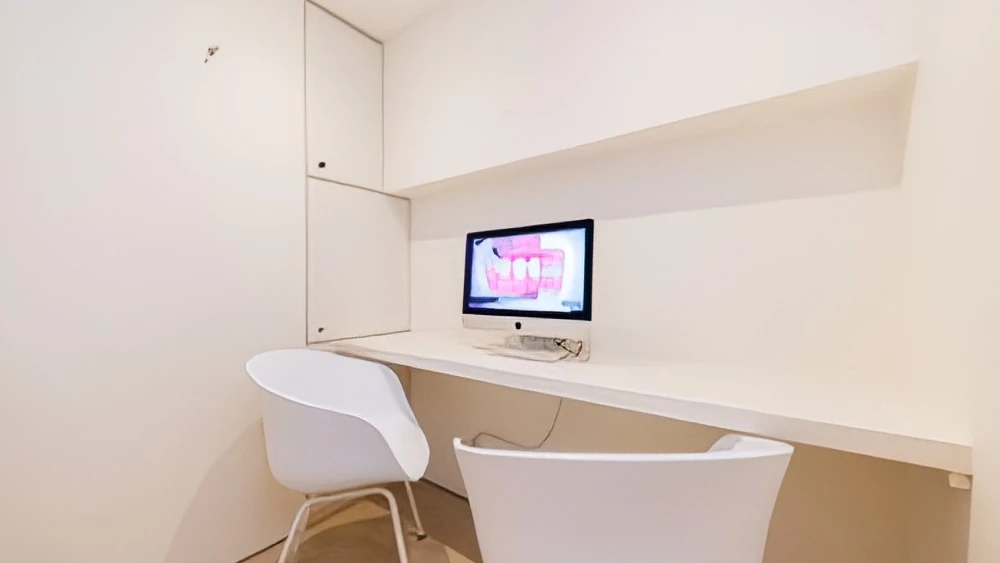 牧野歯科・矯正歯科 インプラント その3の画像