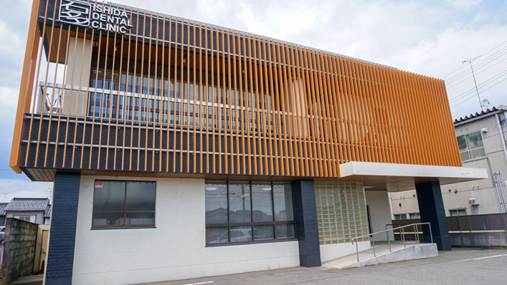 石多歯科医院 インプラントの画像