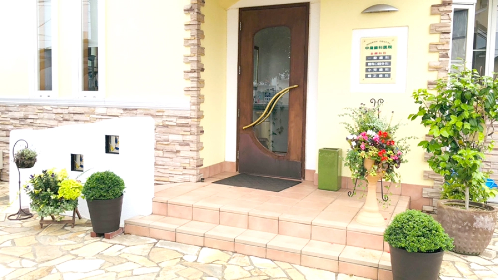 MODERN DENTAL 中庭歯科医院 インプラントの画像