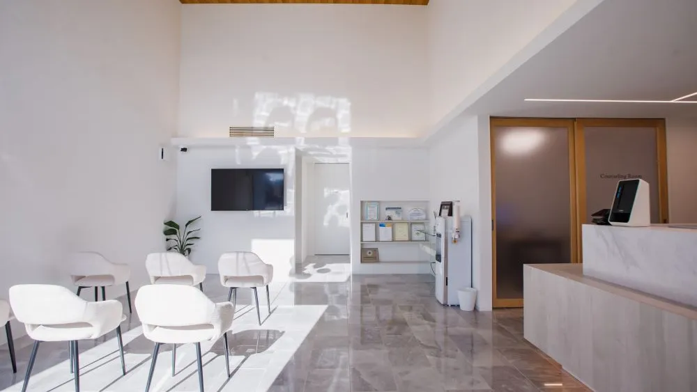 アダチ歯科医院 インプラント その2の画像