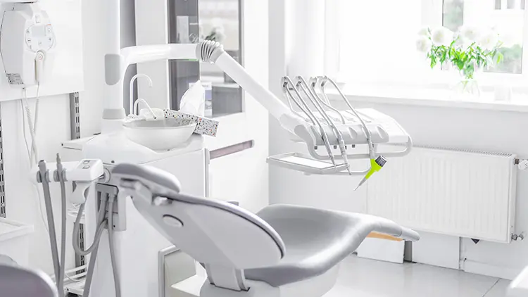 オールオン4で後悔しないためのクリニックの選び方の画像