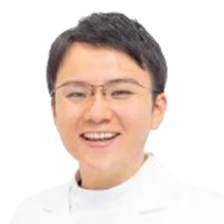 山地 晃二郎 歯科医師の画像